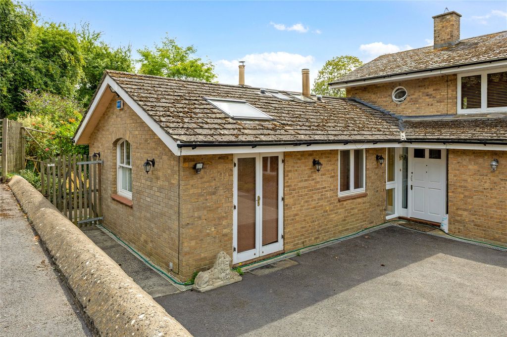 Property photo 1 of 8 Picture No. 04