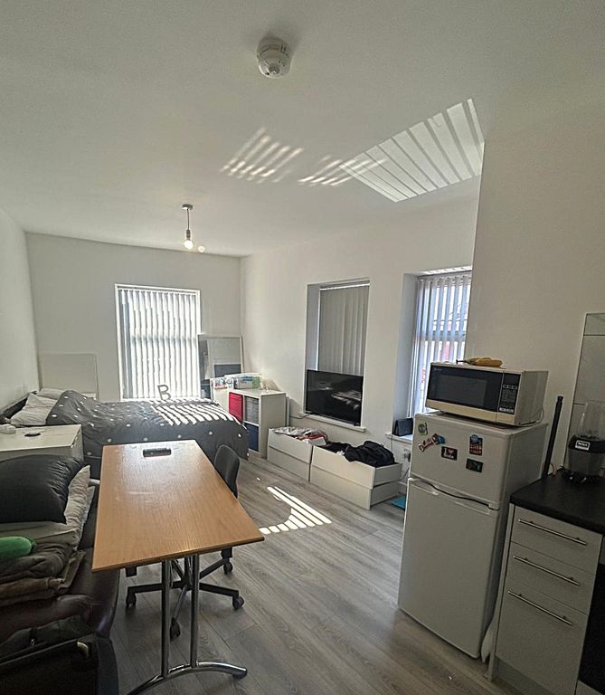 Property photo 3 of 5