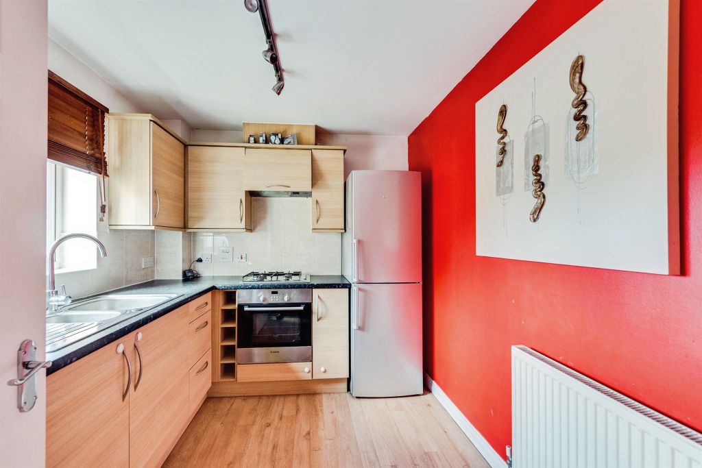 Property photo 2 of 9
