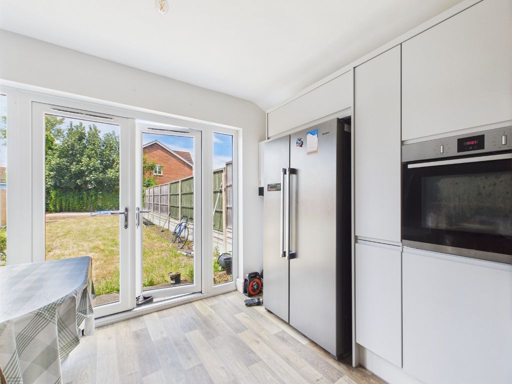 Property photo 2 of 21 3899194