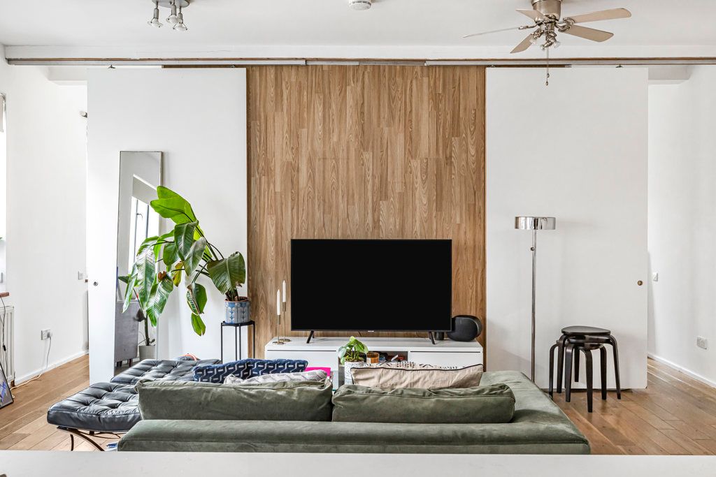 Property photo 1 of 18 Reception Room