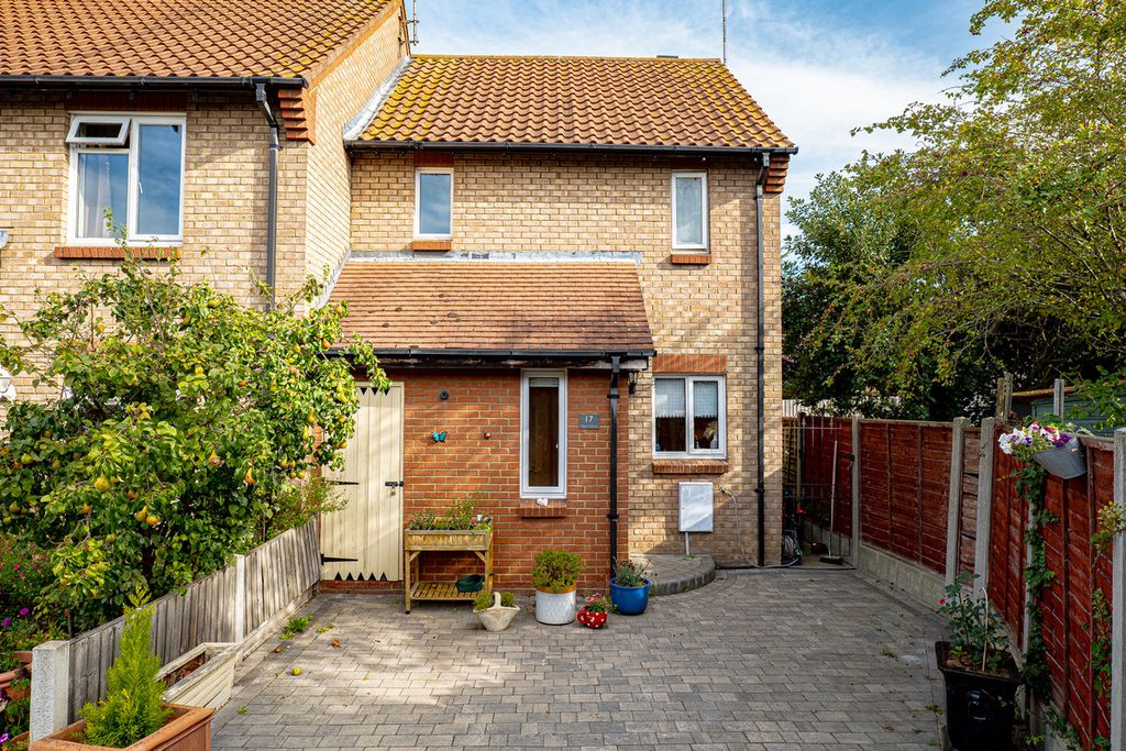 Property photo 1 of 19