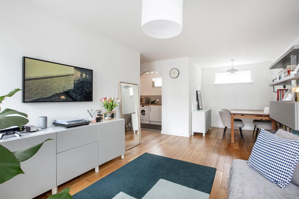Property photo 3 of 19 3Y6A1512.Jpg