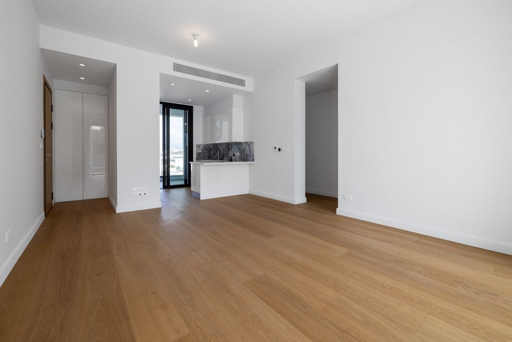 Property photo 3 of 30