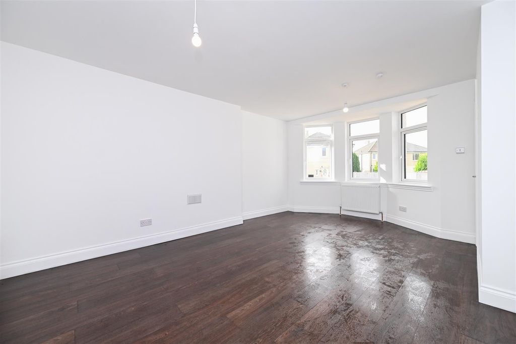 Property photo 3 of 14 3.Jpg