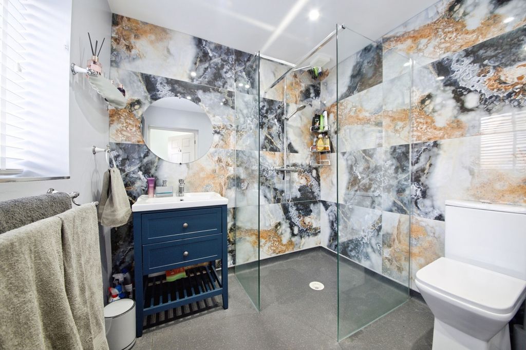 Property photo 2 of 20 Pbox-Img.Jpg