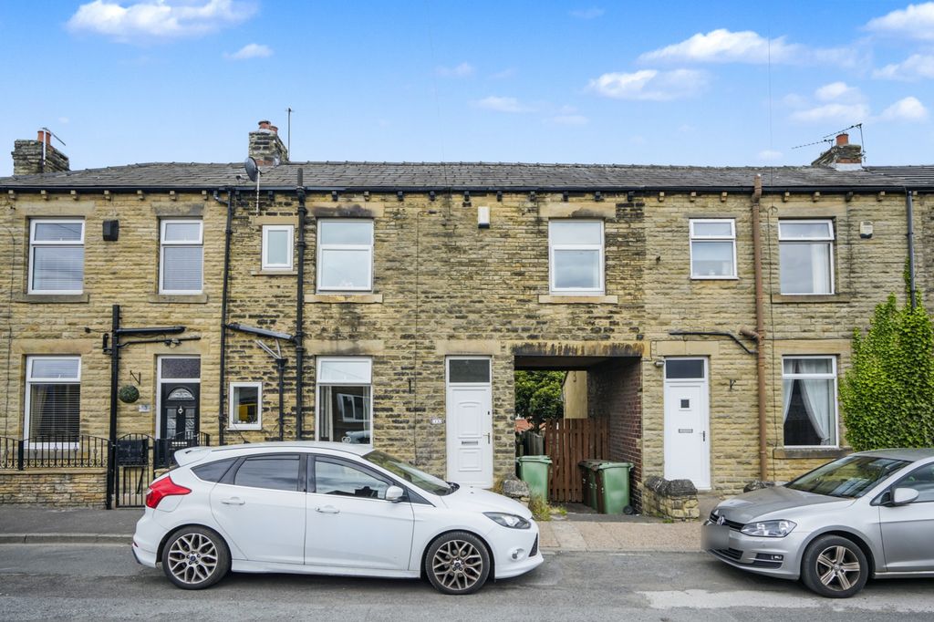 Property photo 1 of 20 15 Guildford Street, Ossett, West Yorkshire, Wf5 8Ll