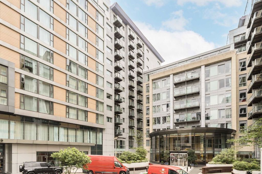 Property photo 1 of 4