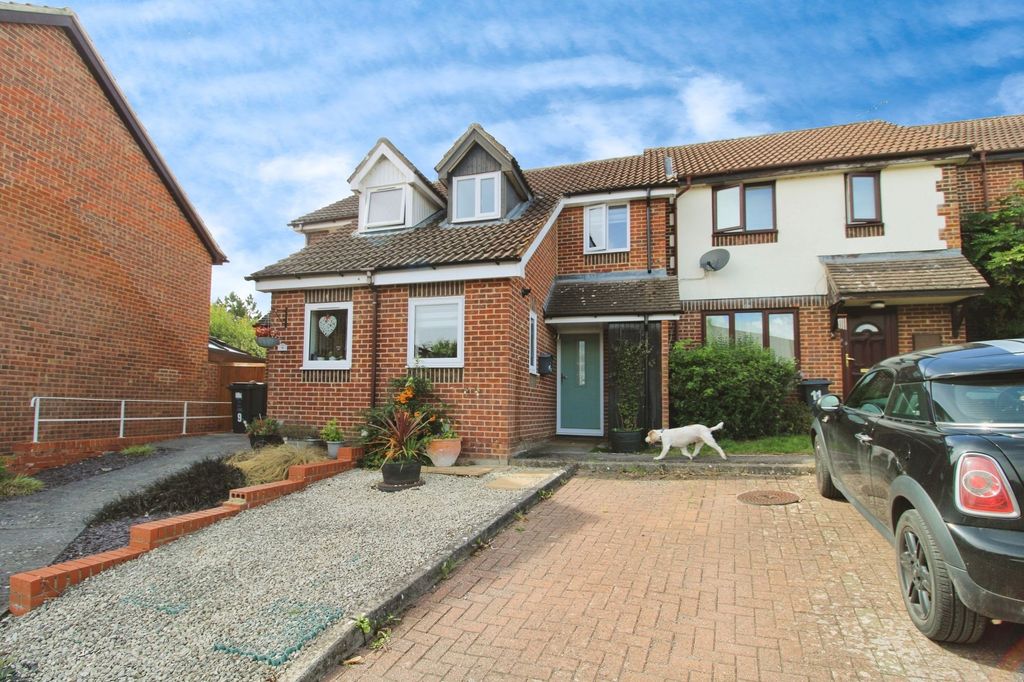Property photo 1 of 9