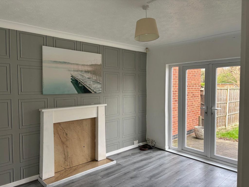 Property photo 3 of 21