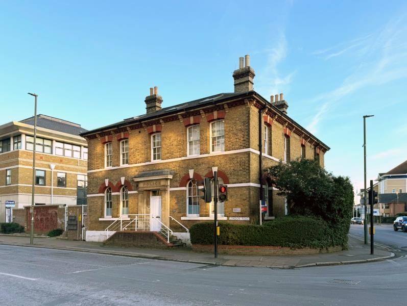 Property photo 1 of 7