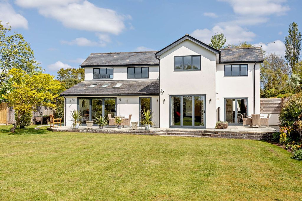 Property photo 1 of 16 Picture No. 03