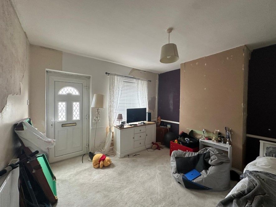 Property photo 2 of 7