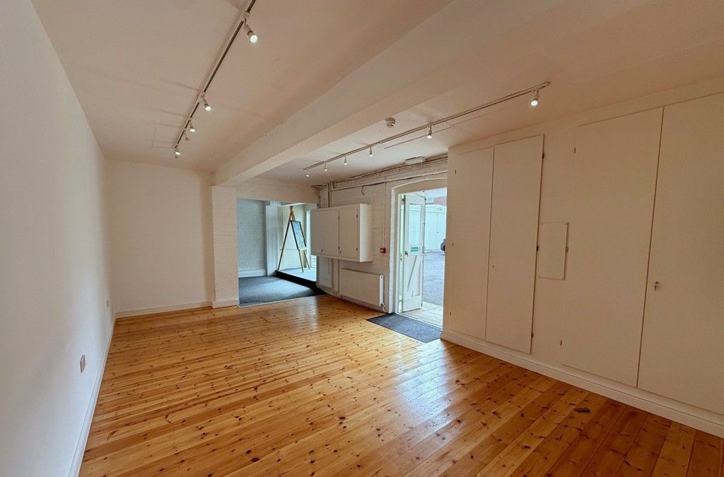 Property photo 3 of 4 Photo 2