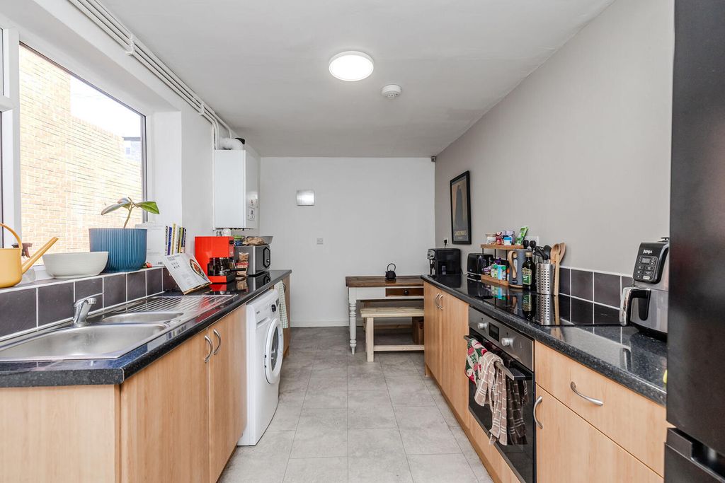 Property photo 1 of 13 Kitchen
