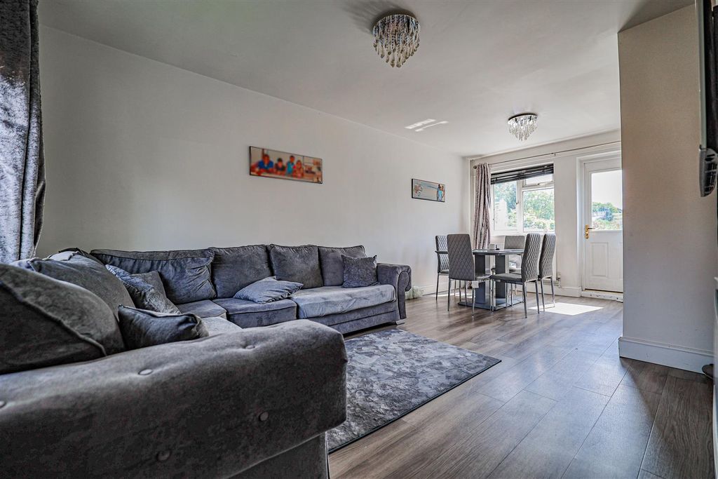 Property photo 3 of 20 980A1560.Png