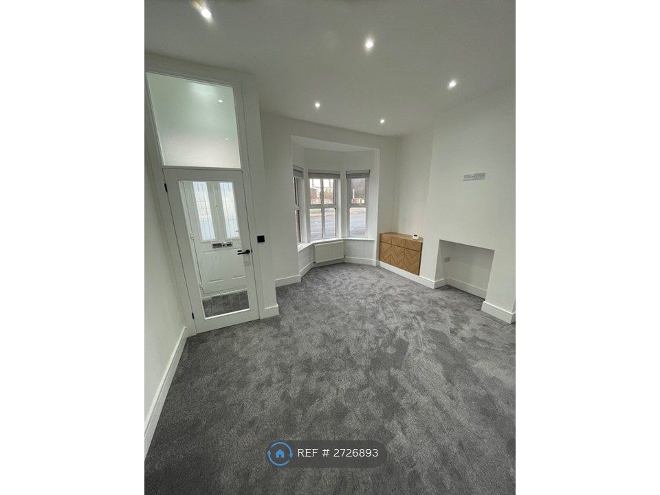 Property photo 2 of 30