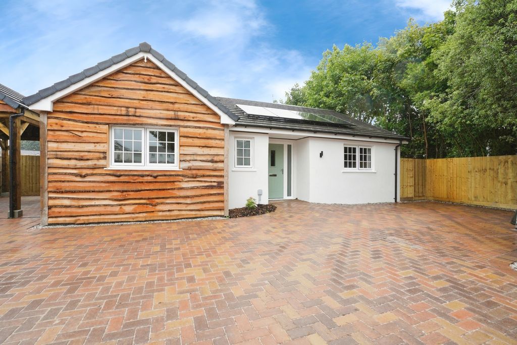 Property photo 2 of 23 Photo