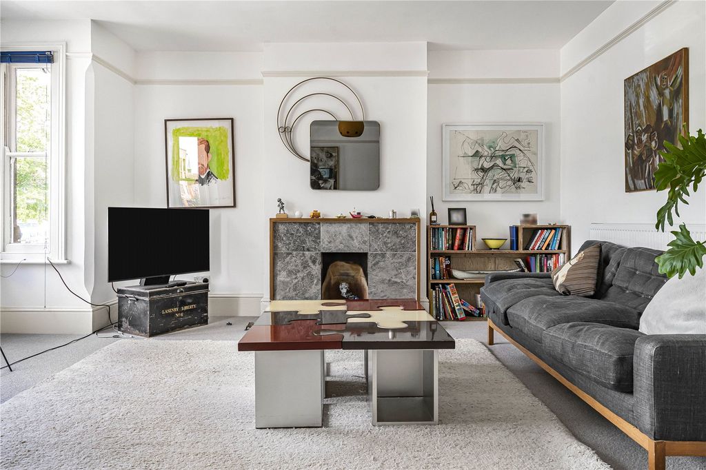 Property photo 3 of 9 Picture No. 10