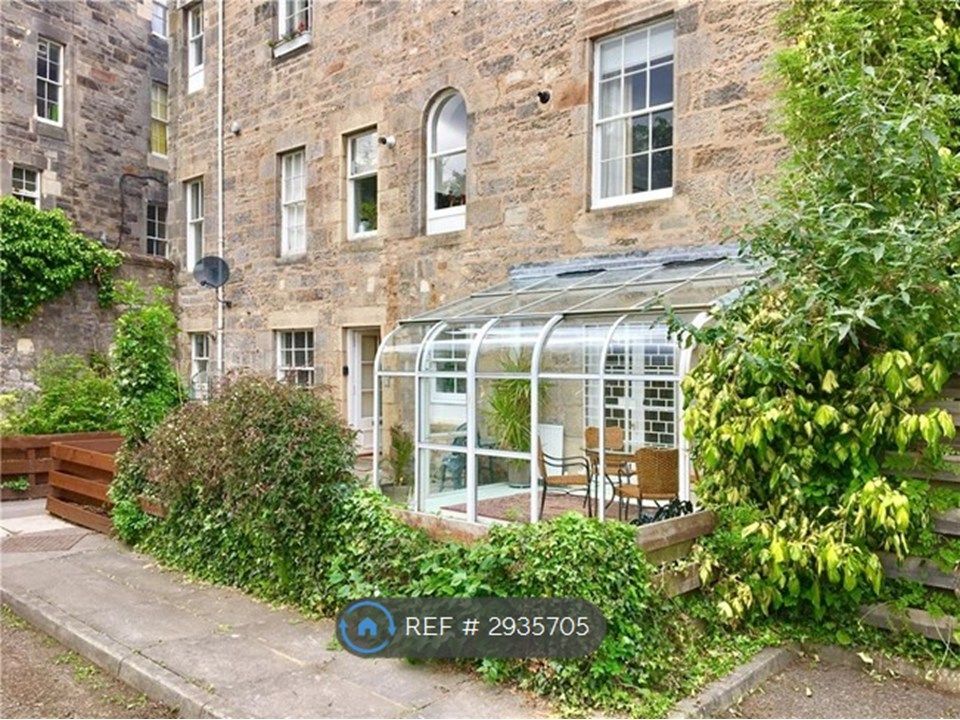 Property photo 3 of 9