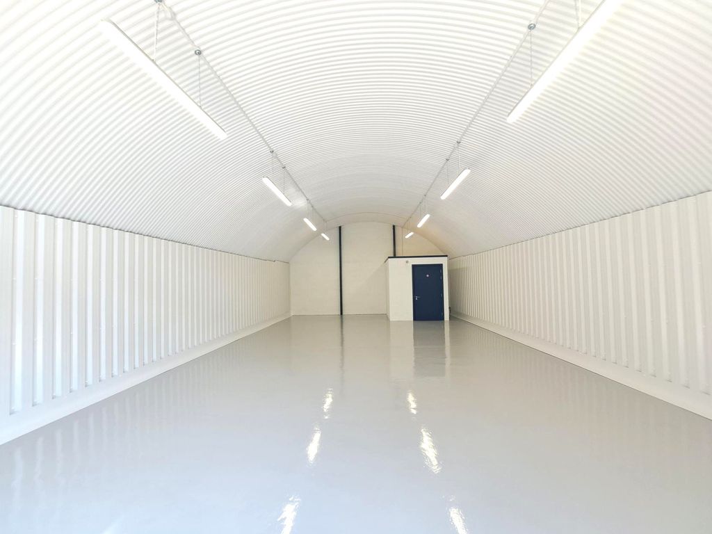Property photo 3 of 3 Flexible Property Space