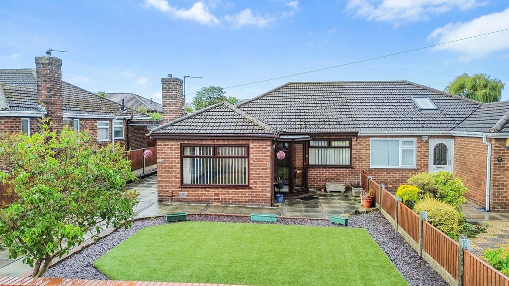 Property photo 1 of 17
