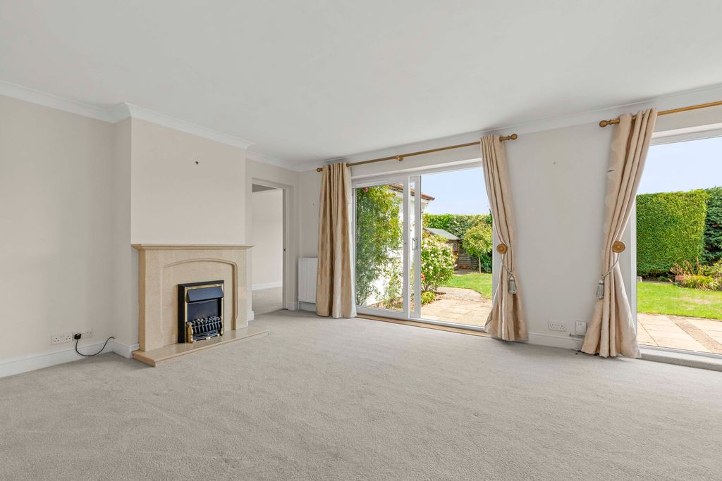 Property photo 3 of 14