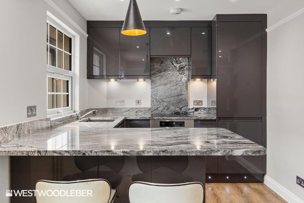 Property photo 3 of 15 Churchstreet_11.Jpg