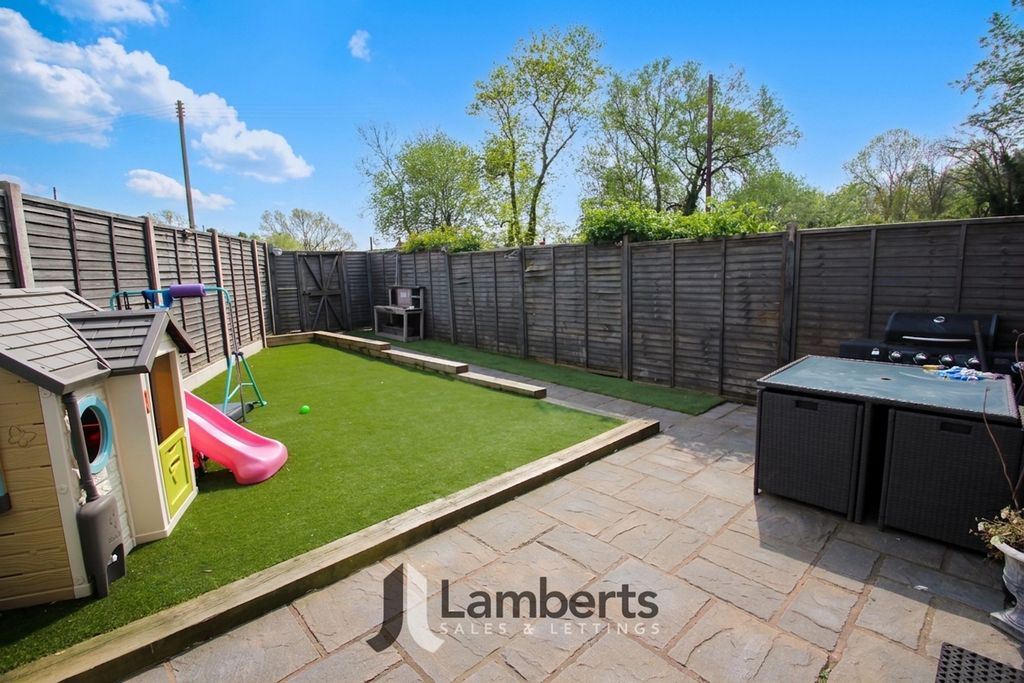 Property photo 3 of 28 Rear Garden