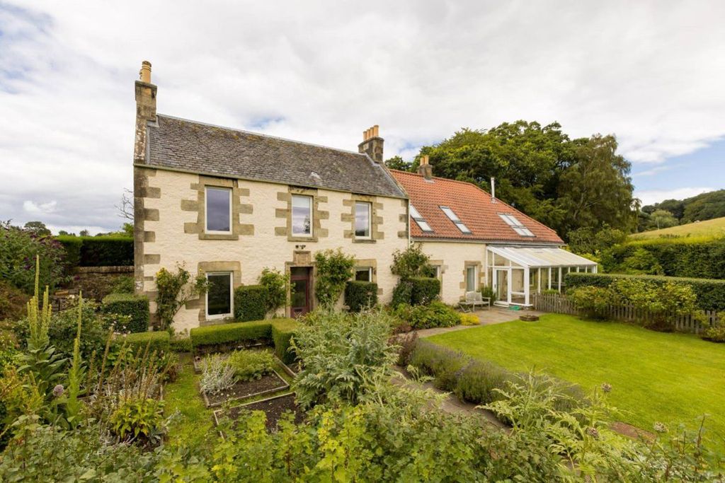 Property photo 1 of 56