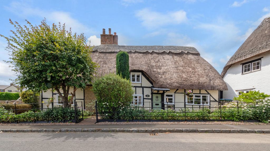 Property photo 1 of 35