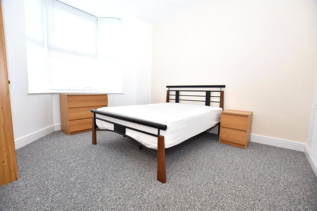 Property photo 1 of 6 Picture No. 05