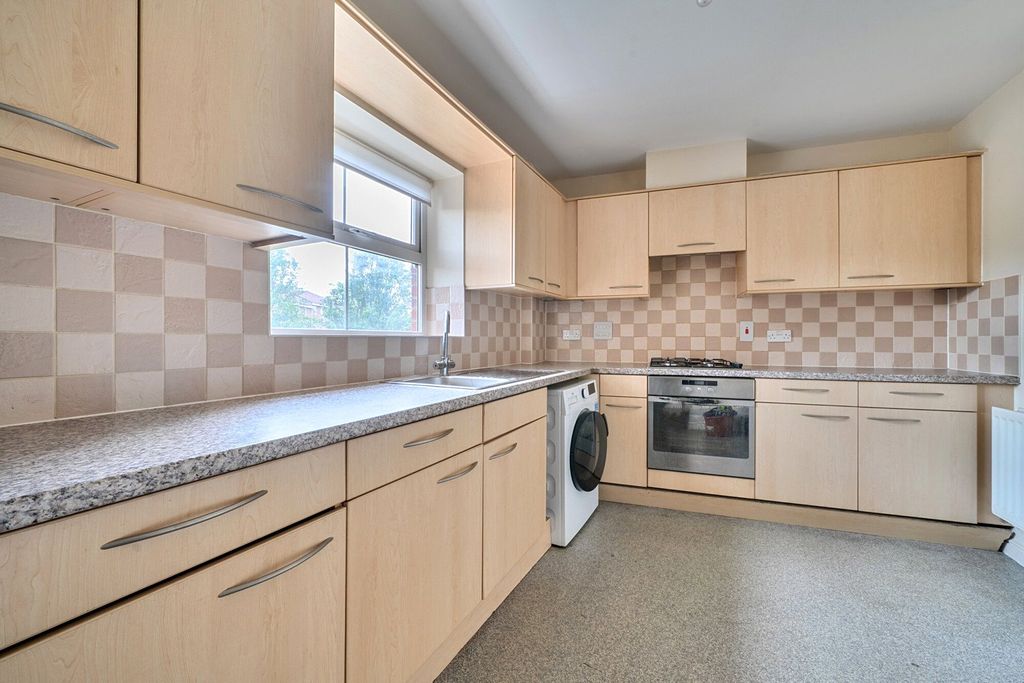 Property photo 3 of 14 Picture No. 34