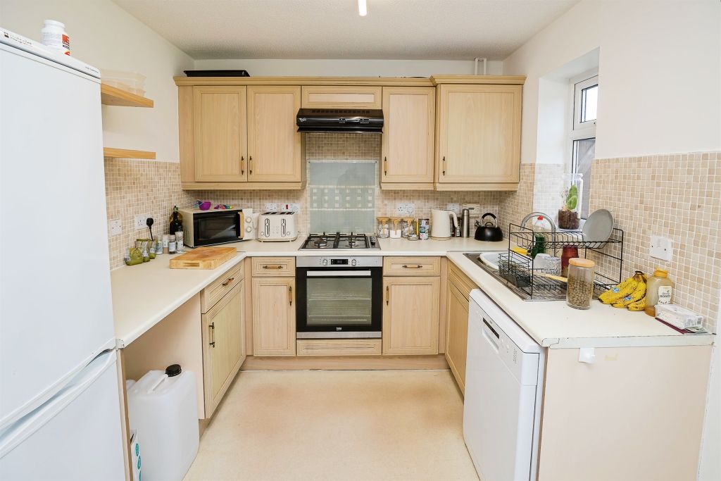 Property photo 3 of 14