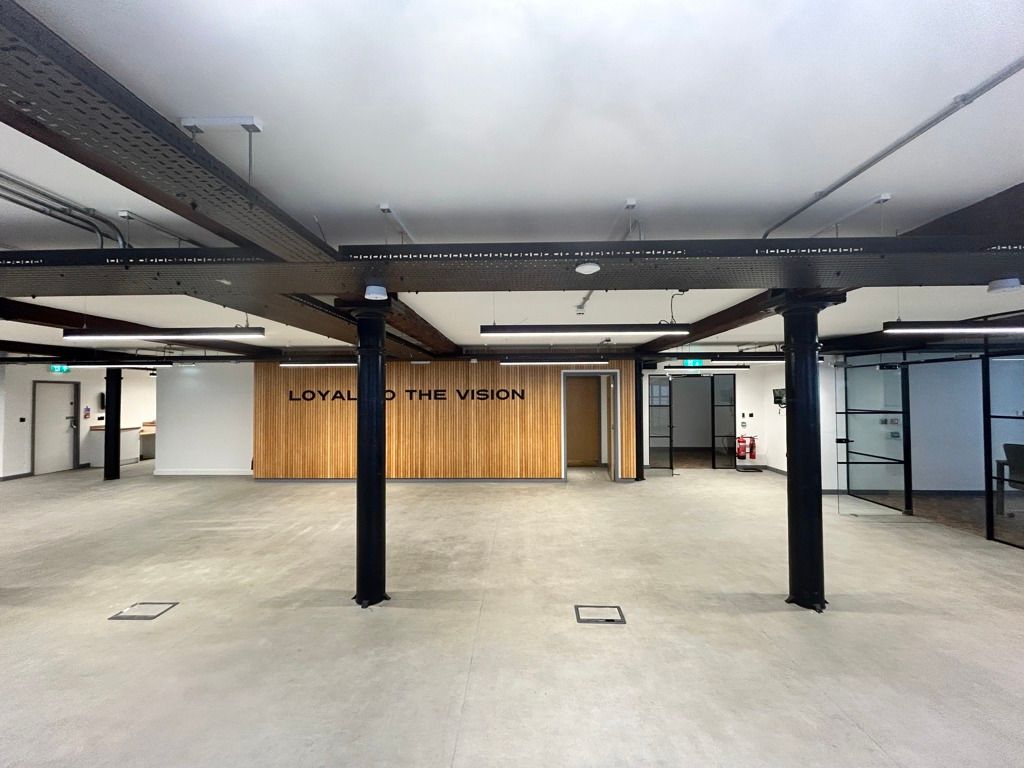 Property photo 3 of 10 Photo 2