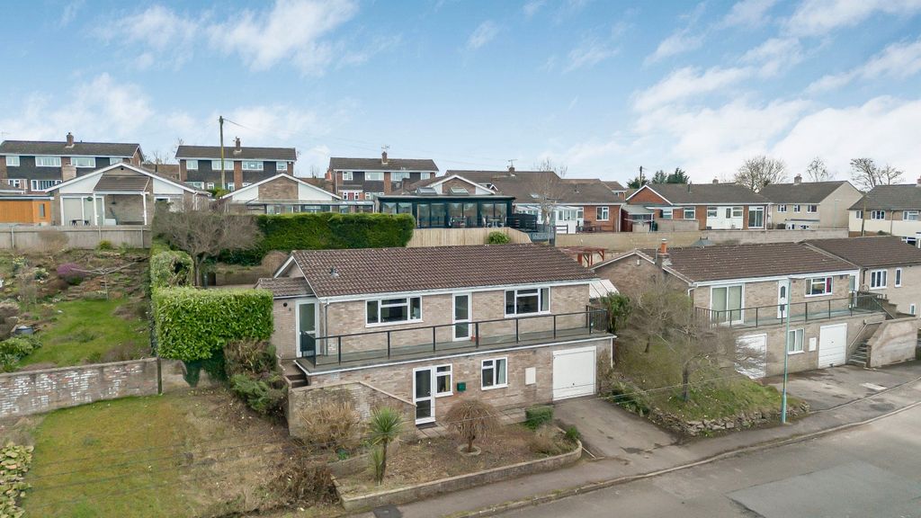 Property photo 2 of 24 Front