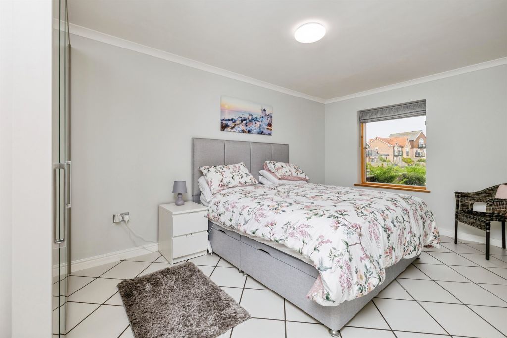 Additional image 8 of 2 bed flat for saleMarine Approach, Burton Waters, Lincoln LN1