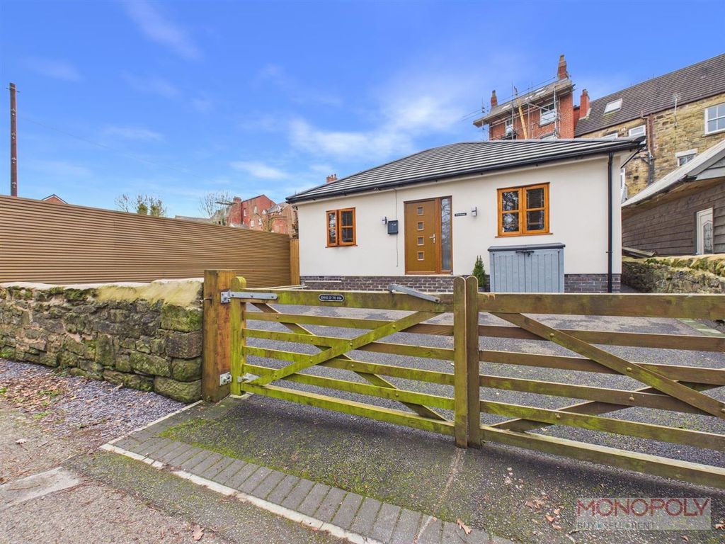 Property photo 1 of 15 Cam04439G0-Pr0226-Still015.Jpg