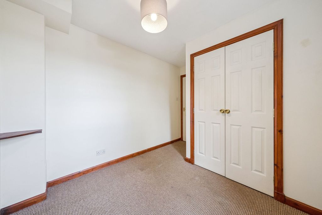 Additional image 7 of 2 bed flat for saleBirkhill Road, Stirling FK7
