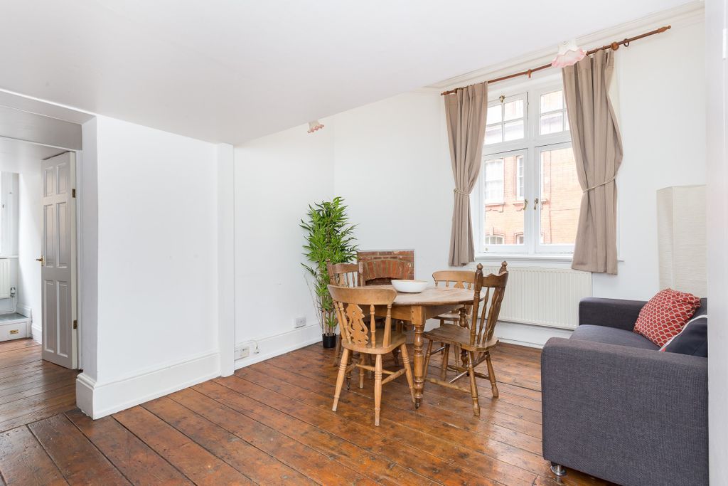 Property photo 3 of 11 160420183