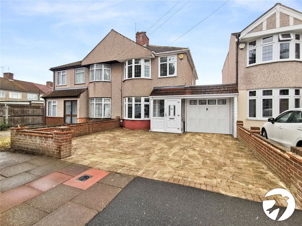 Property photo 1 of 22 Picture No. 16