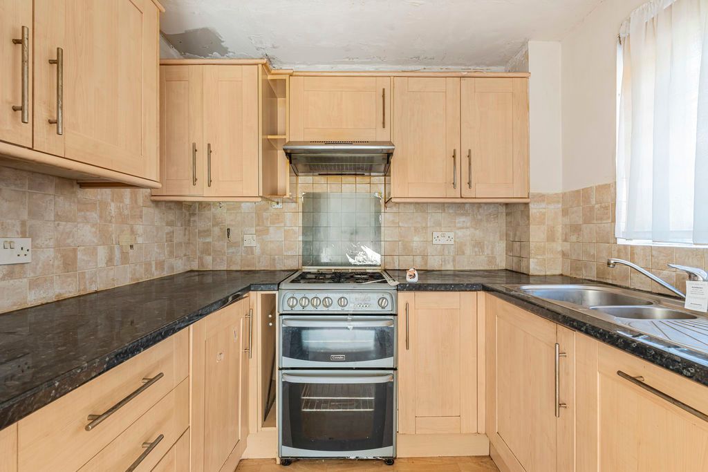 Property photo 2 of 19 Photo 8