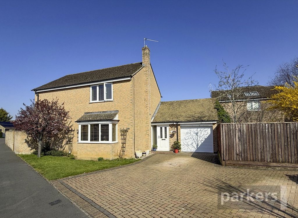 Property photo 1 of 25 Front External