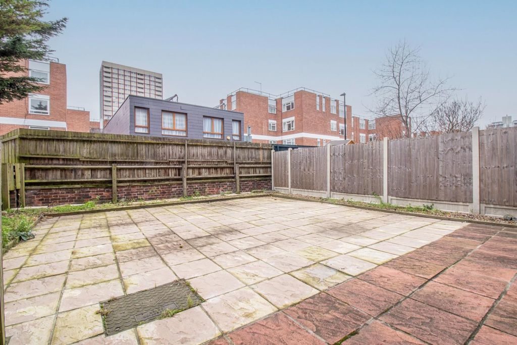 Property photo 2 of 10 l.Jpg