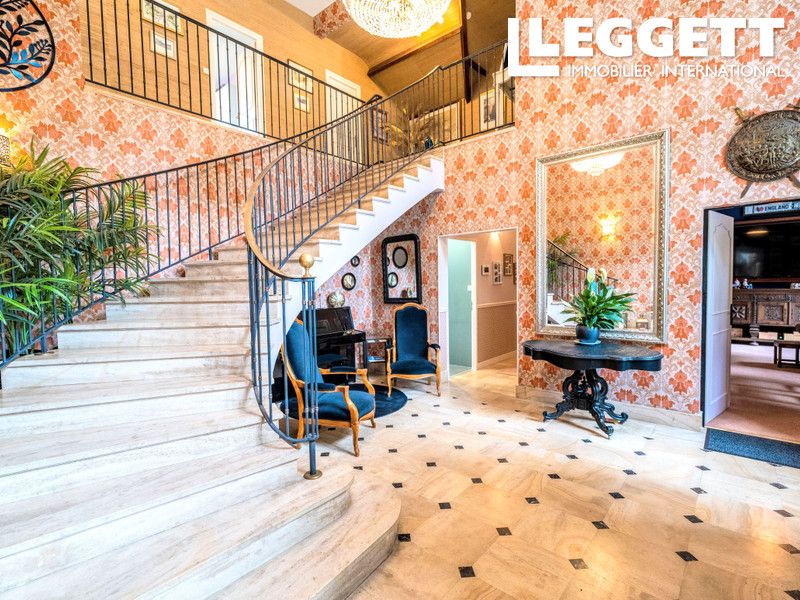 Property photo 3 of 10