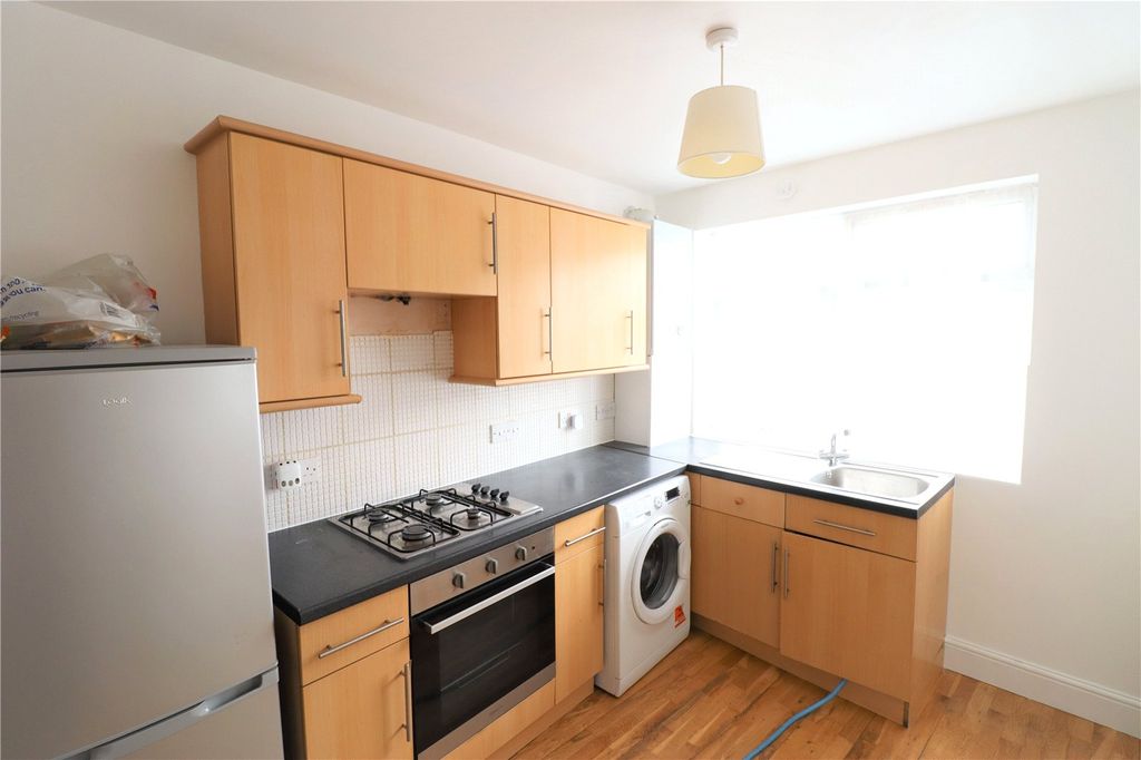 Property photo 3 of 7 Picture No. 08