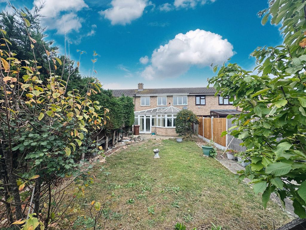 Property photo 2 of 40