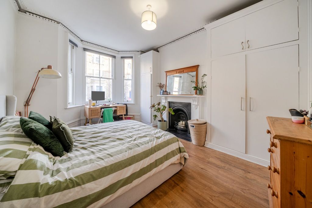 Property photo 3 of 11 Picture No. 19