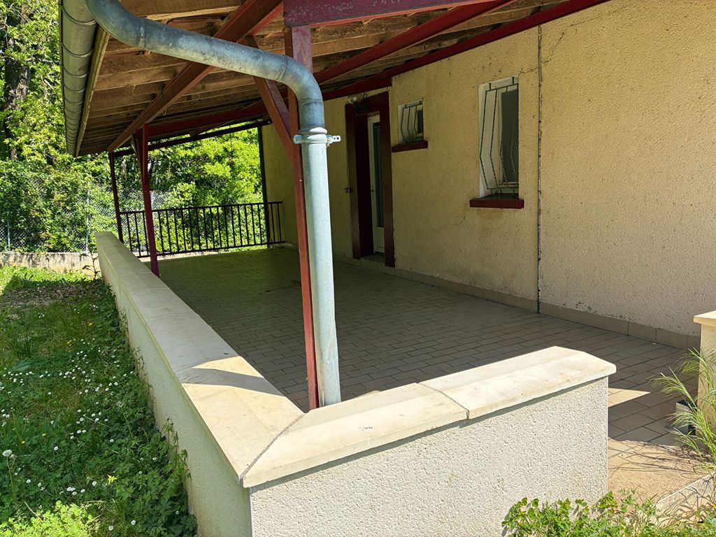 Property photo 3 of 12