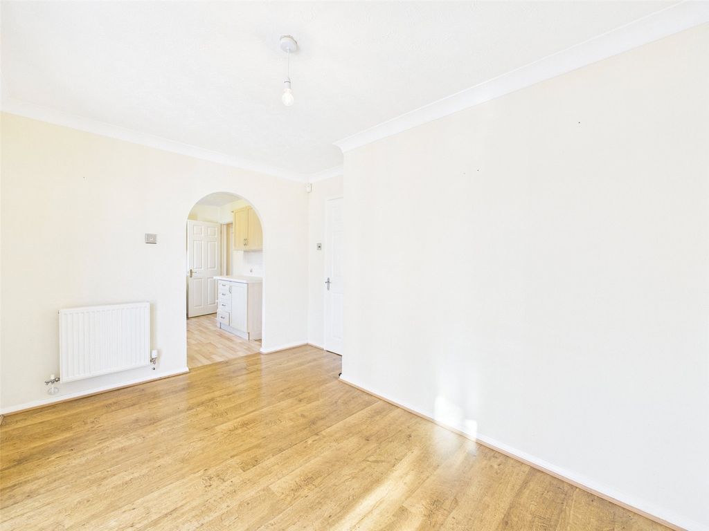 Property photo 3 of 25 Picture No. 27